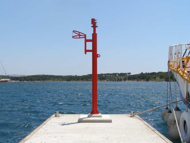 Postavljanje lučkog svjetla Marina Mandalina, N lukobran (PS, br. 492,5)